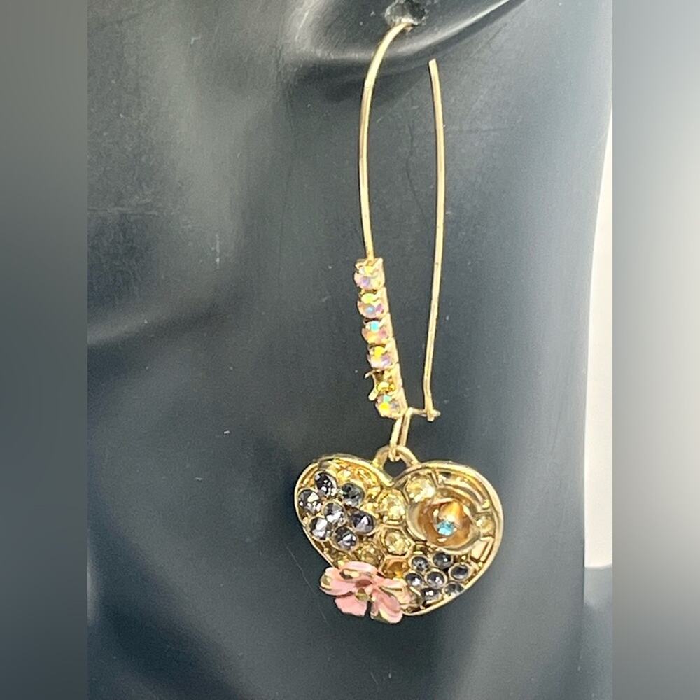 Betsey Johnson Queen Bee crystal heart AB Flower Rose Honeycomb earrings